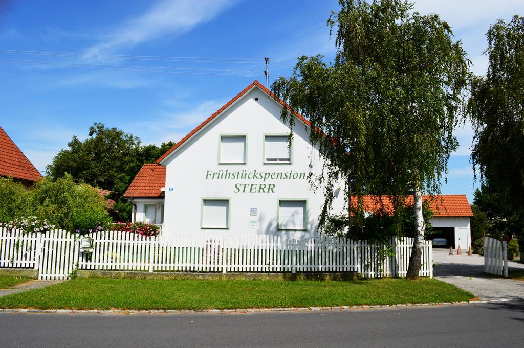 Fruehstueckspension Sterr Strebersdorf Exterior foto